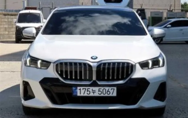 5시리즈 (G60) 520i